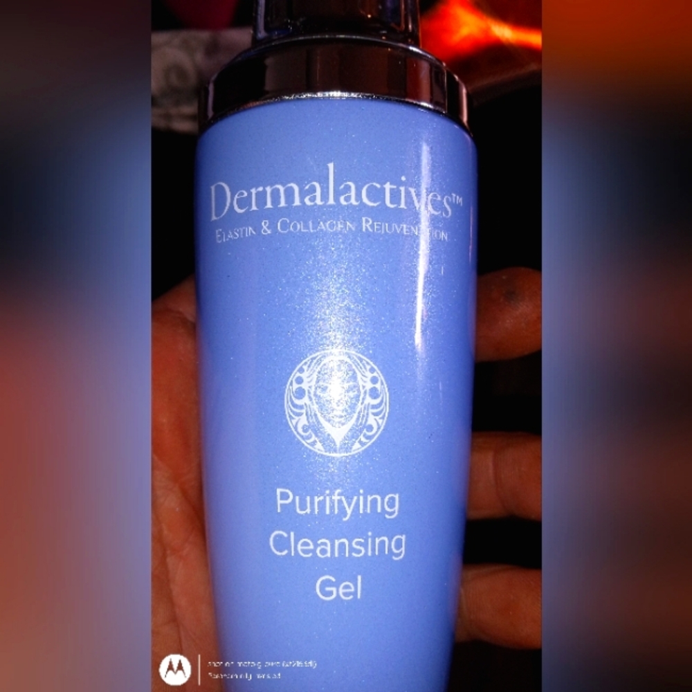 Dermalectives Purifying Cleansing Gel